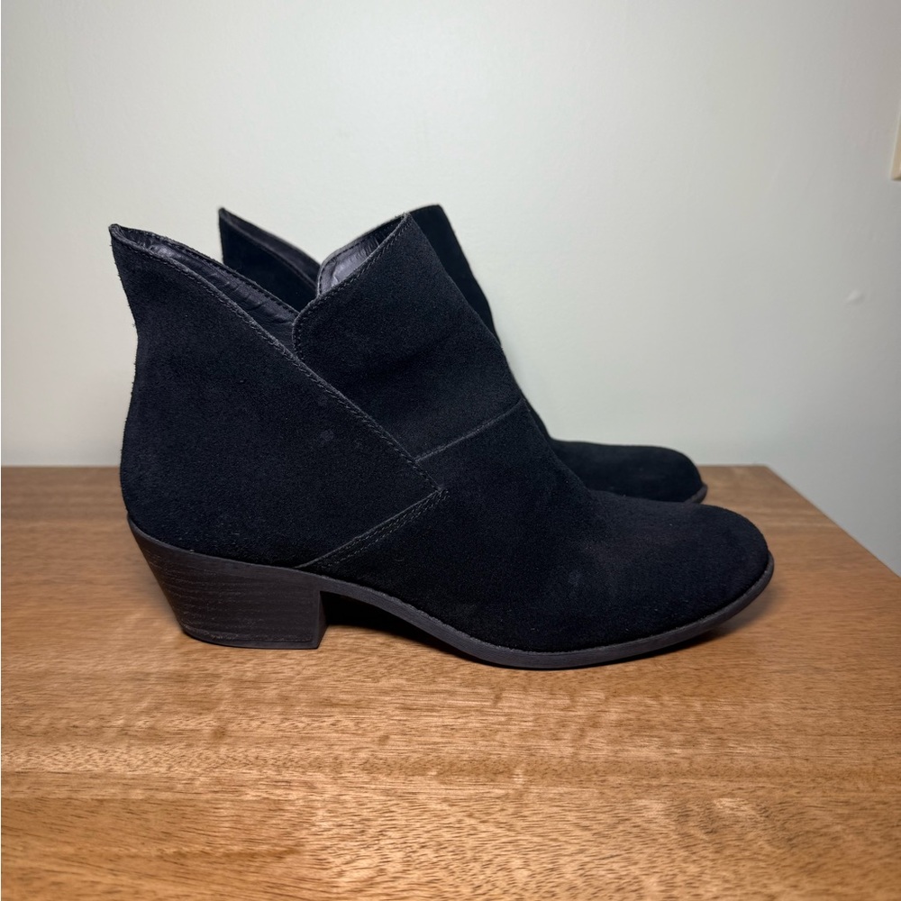 Me Too Zale black leather suede ankle booties size 7.5 boho